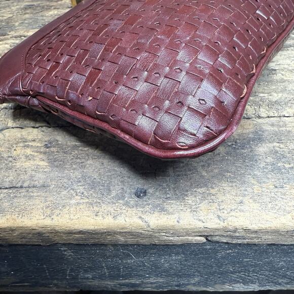 Burgundy Woven Leather Clutch Purse By Etienne Aigner - Picture 5 of 9
